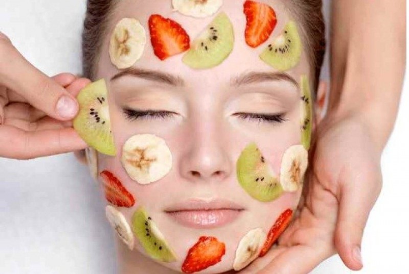 10 ხილი, რომელიც  თქვენი კანის სიჯანსაღისთვის შეგიძლიათ გამოიყენოთ