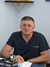 ლეონ ძოწენიძე