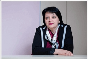 ნინელი ჩხაიძე