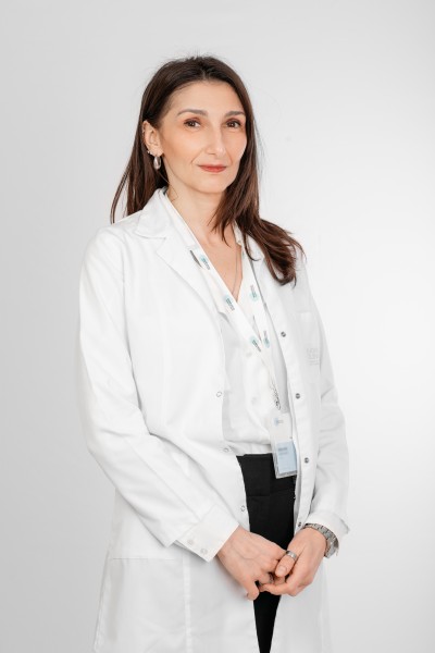 ეთერ ჩარკვიანი